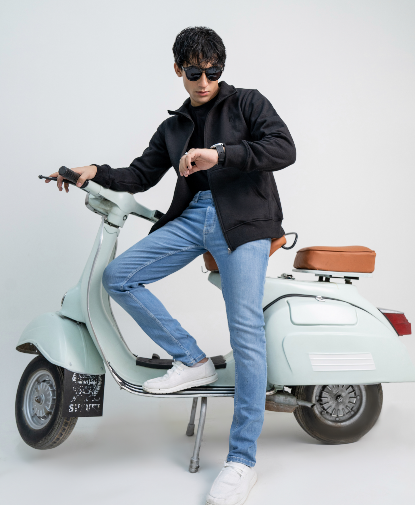 Black Full Sleeve Zipper